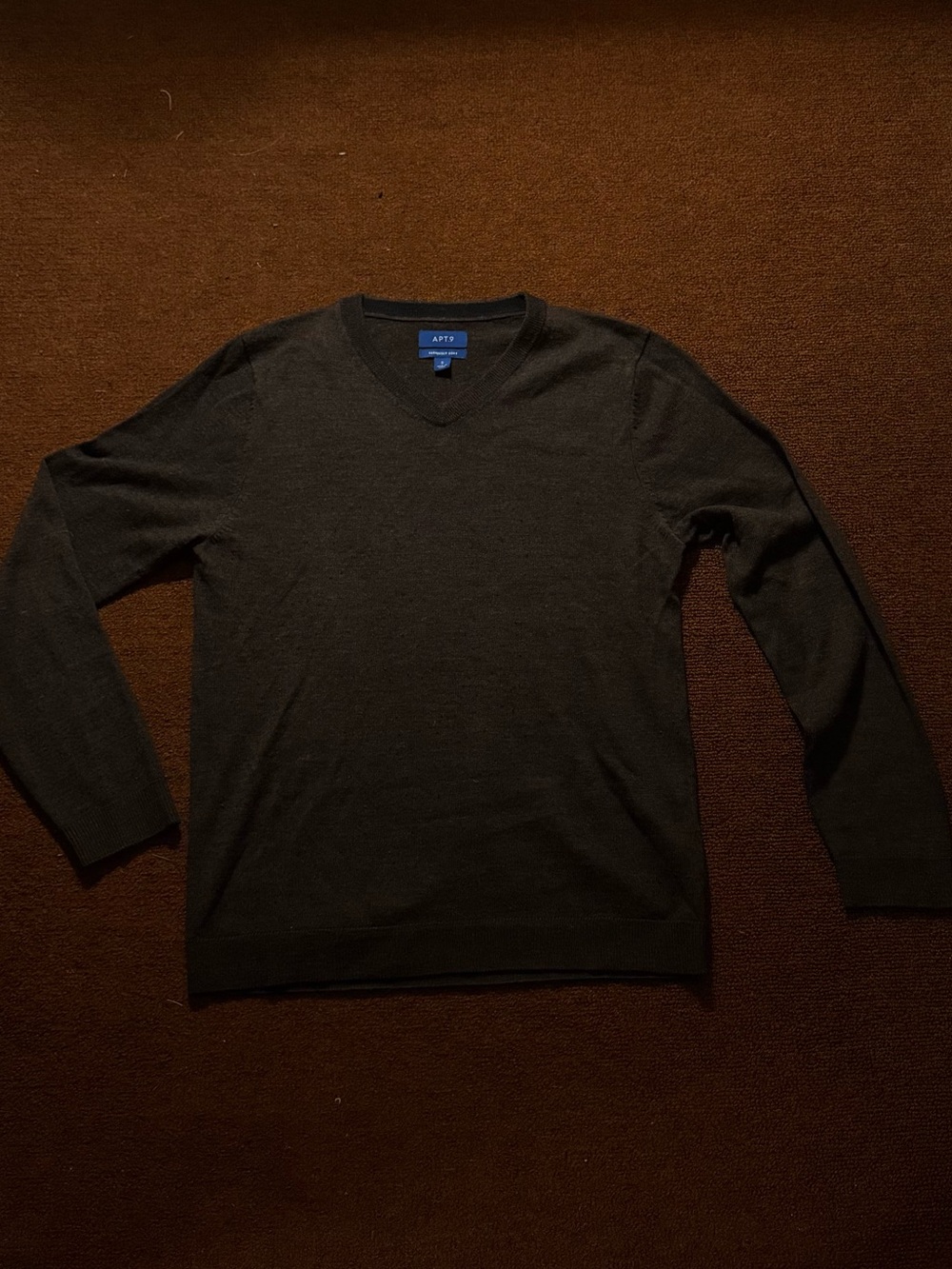 Apt. 9 Men’s Charcoal Gray V-Neck Sweater